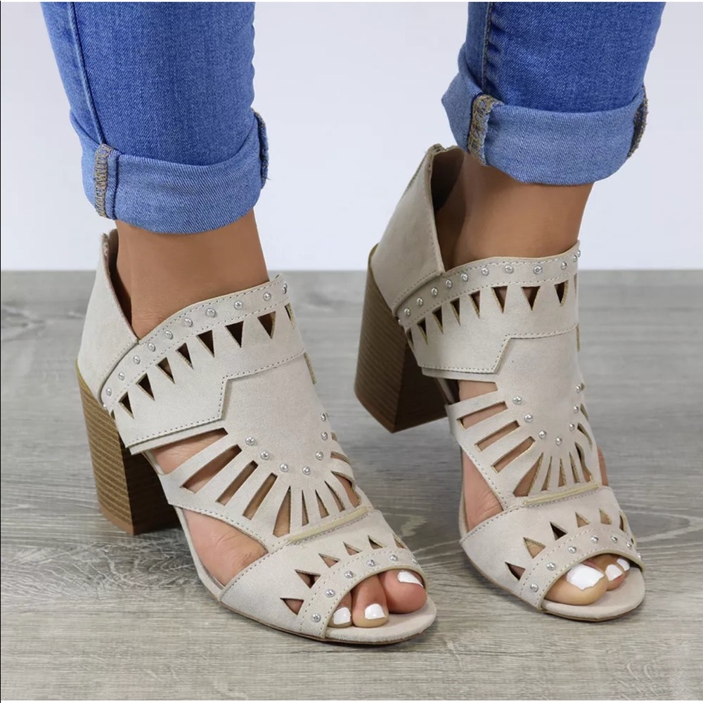 Oatmeal Peep Toe Cutout bootie - Picture 2 of 3